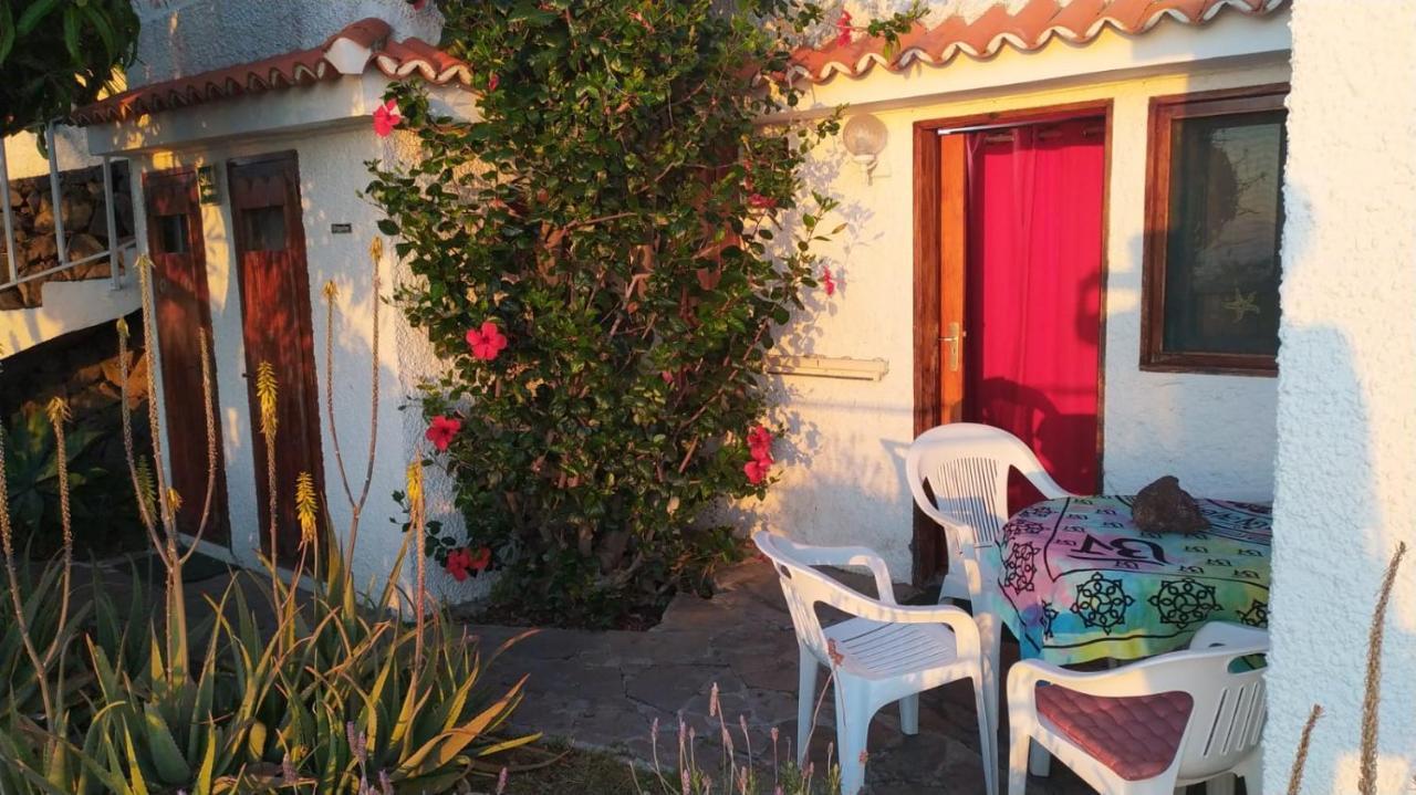 Willkommen Im Paradies - Welcome In Paradise - Bienvenidos Al Paraiso