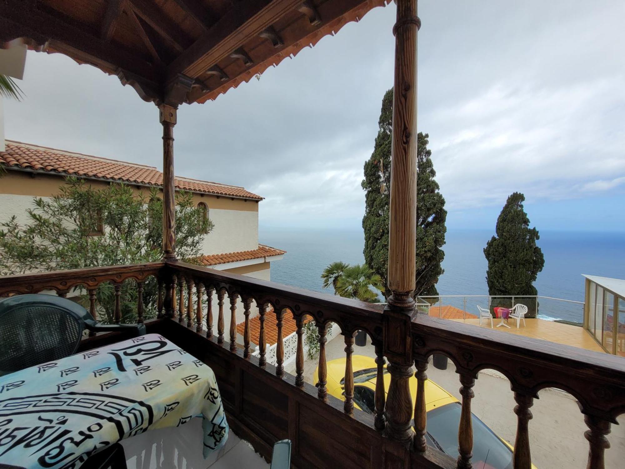 Willkommen Im Paradies - Welcome In Paradise - Bienvenidos Al Paraiso